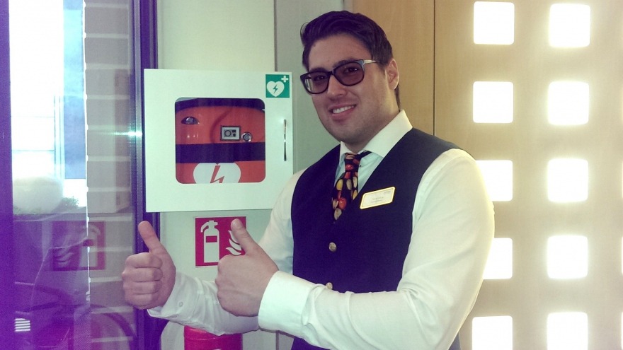 Defibrillatoren retten Leben Defibrillatoren retten Leben